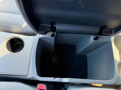 Used 2011 Toyota Tacoma 4x4 Double Cab image 23