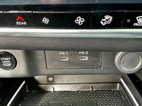 Certified 2025 Nissan Rogue SL w/ Tech Package AWD/4WD image 16