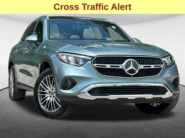 Used 2026 Mercedes-Benz GLC 300 4MATIC image 11