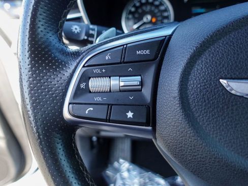 Used 2022 Genesis G70 3.3T image 13