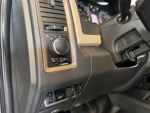 Used 2012 RAM 2500 ST w/ Popular Equipment Group AWD/4WD image 14