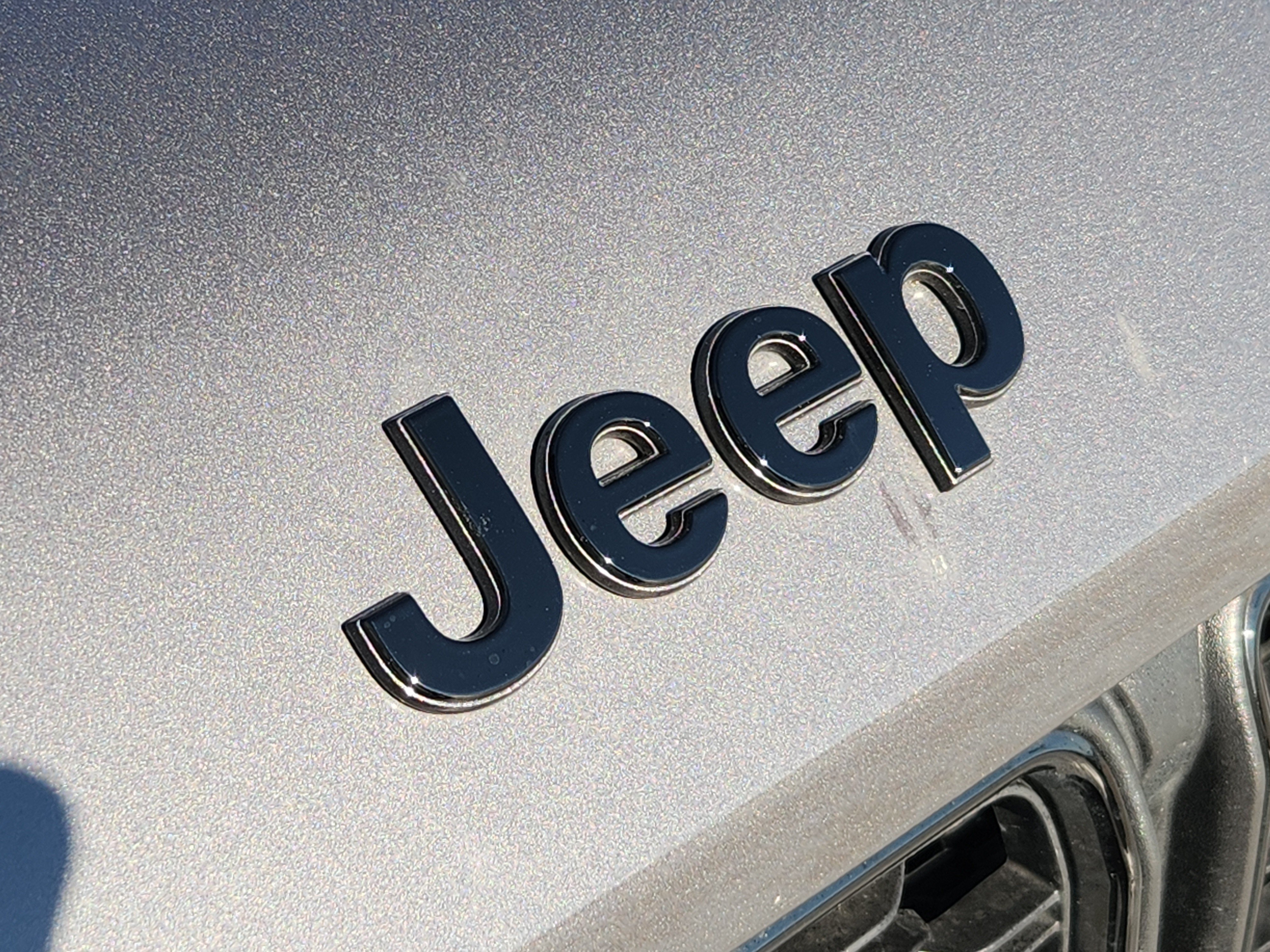 Used 2024 Jeep Grand Cherokee L Limited w/ Black Appearance Package AWD/4WD image 12