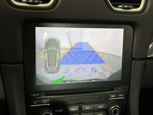 Certified 2024 Porsche 718 Cayman RWD image 22