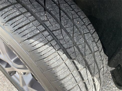Used 2019 Jeep Grand Cherokee Limited X image 35
