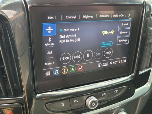 Used 2020 Chevrolet Traverse RS image 7