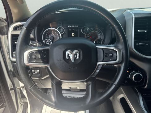 Used 2019 RAM 1500 Big Horn AWD/4WD image 13