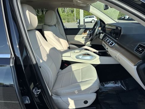 Used 2023 Mercedes-Benz GLS 450 4MATIC image 20
