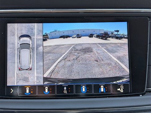 Used 2021 Buick Enclave Avenir w/ Avenir Technology Package image 20