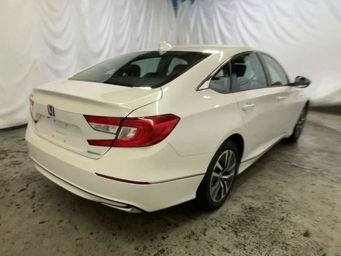 Used 2021 Honda Accord EX image 8