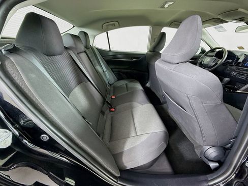 Used 2025 Toyota Camry LE image 25