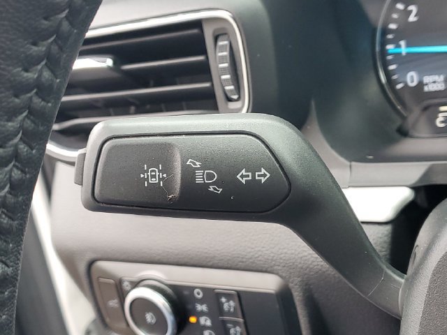Used 2024 Ford Explorer XLT w/ Equipment Group 202A AWD/4WD image 20