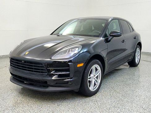 Used 2021 Porsche Macan AWD/4WD image 1