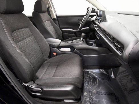 Certified 2023 Honda HR-V LX image 18