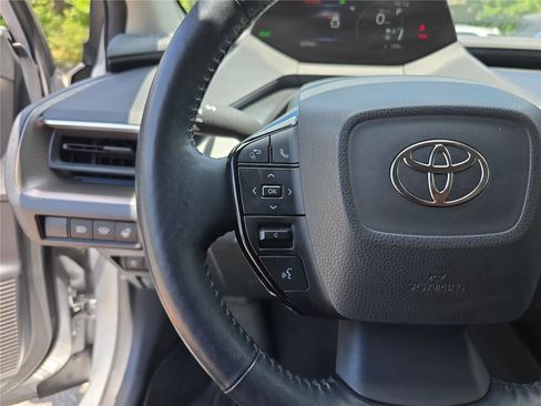 Used 2023 Toyota Prius XLE FWD image 33