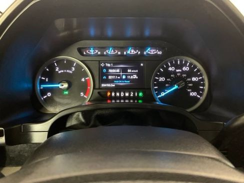 Used 2017 Ford F250 XLT w/ XLT Premium Package AWD/4WD image 21