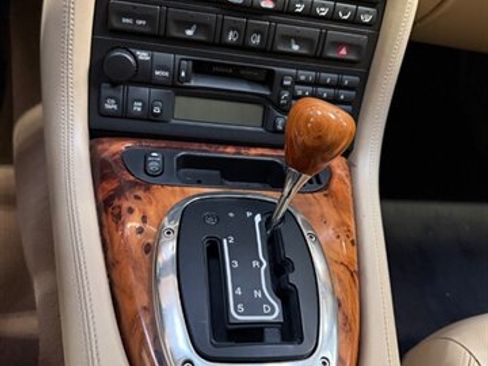 Used 2005 Jaguar XK8 Convertible RWD image 28