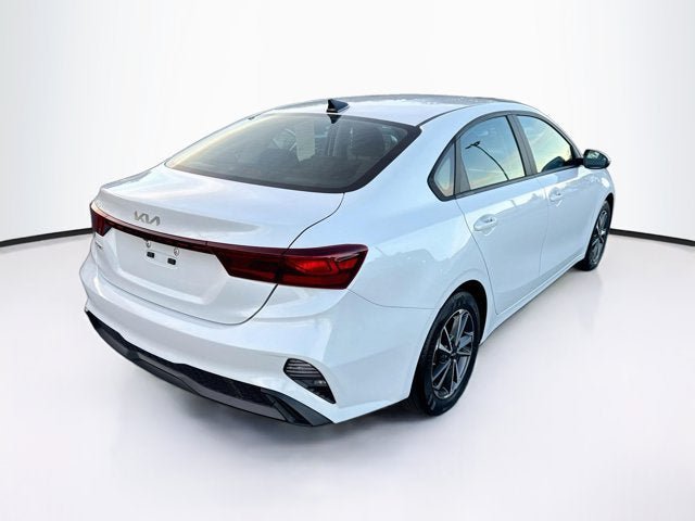 Certified 2023 Kia Forte LXS w/ LXS Technology Package FWD image 5
