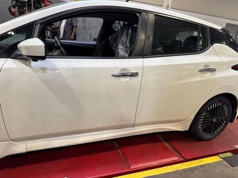 Used 2024 Nissan Leaf SV Plus FWD image 3