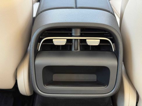 Certified 2025 Mercedes-Benz E 350 4MATIC Sedan image 21