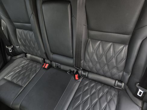 Used 2021 Nissan Rogue Platinum FWD image 16
