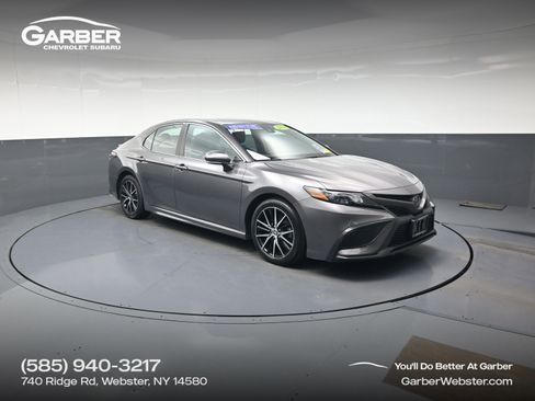 Used 2023 Toyota Camry SE w/ Cold Weather Package AWD/4WD image 1