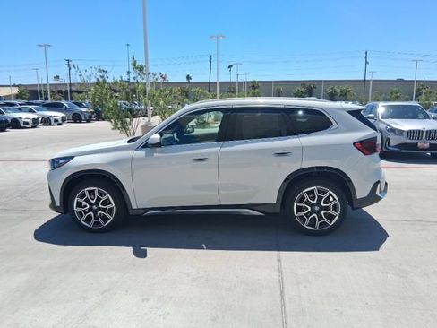 New 2026 BMW X1 xDrive28i w/ Convenience Package AWD/4WD image 2