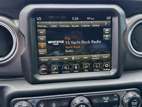 Used 2023 Jeep Wrangler Unlimited Rubicon 4xe w/ Cold Weather Group AWD/4WD image 16