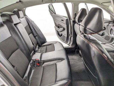 Used 2023 Nissan Altima 2.5 SR AWD/4WD image 17
