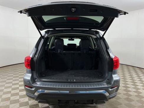 Used 2018 Nissan Pathfinder Platinum w/ Cargo Package image 29