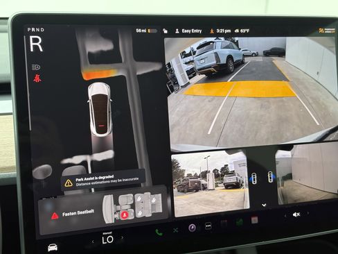 Used 2023 Tesla Model Y Long Range AWD/4WD image 23
