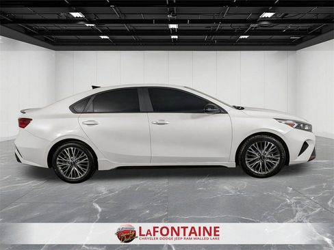 Used 2022 Kia Forte GT-Line w/ GT-Line Technology Package image 6