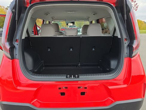 Used 2024 Kia Soul LX w/ Option Group 015 image 15