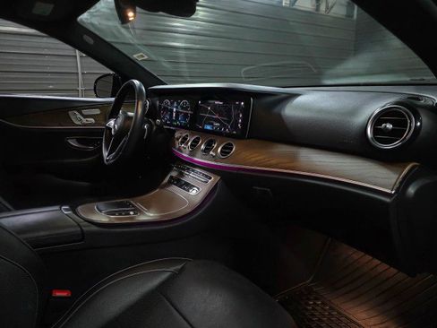 Used 2021 Mercedes-Benz E 450 4MATIC Sedan image 13