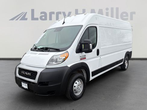 Used 2022 RAM ProMaster 2500 FWD image 1