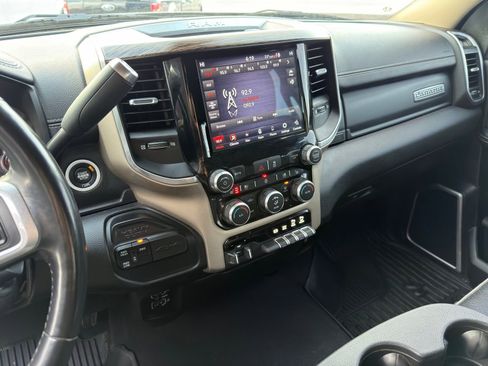Used 2020 RAM 3500 Laramie AWD/4WD image 22