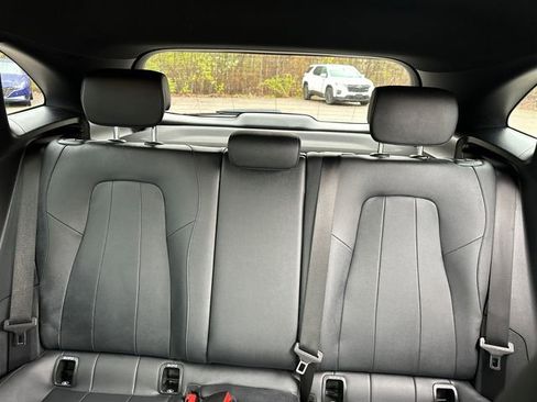 Used 2025 Mercedes-Benz GLA 250 4MATIC image 29