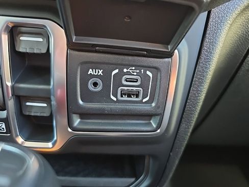 New 2026 Jeep Gladiator Sport image 30