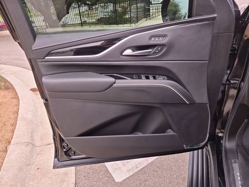 Used 2023 Cadillac Escalade V w/ Heavy-Duty Trailer Package image 19