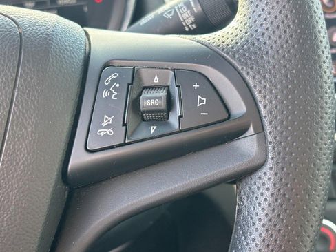 Certified 2021 Chevrolet Trax LS w/ Tint and Cruise Package image 17