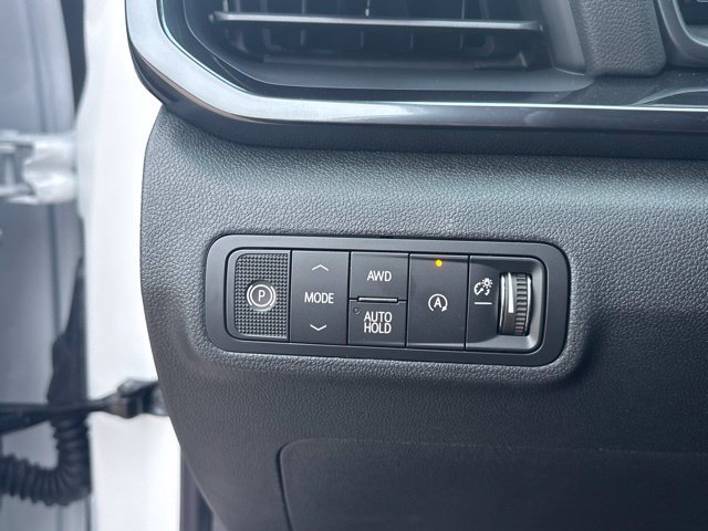 New 2027 GMC Terrain AT4 w/ Convenience Package III AWD/4WD image 21