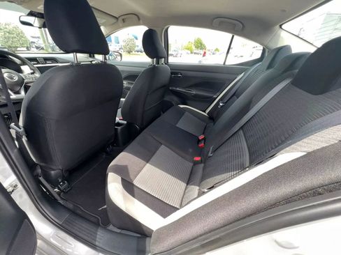 Used 2021 Nissan Versa SV image 15