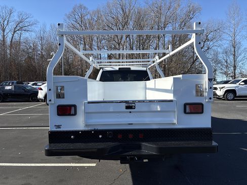 Used 2025 RAM 3500 Tradesman image 8