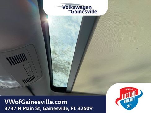Used 2014 Volkswagen Touareg Executive AWD/4WD image 27
