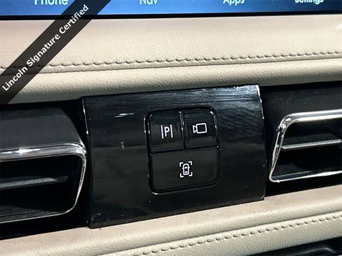 Used 2023 Lincoln Aviator Reserve w/ Equipment Group 201A image 18