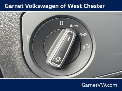 Certified 2023 Volkswagen Tiguan SE w/ Panoramic Sunroof Package AWD/4WD image 34