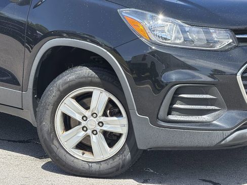 Used 2019 Chevrolet Trax LS AWD/4WD image 13