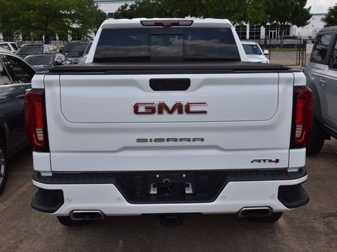 Used 2021 GMC Sierra 1500 AT4 w/ AT4 Premium Package AWD/4WD image 7