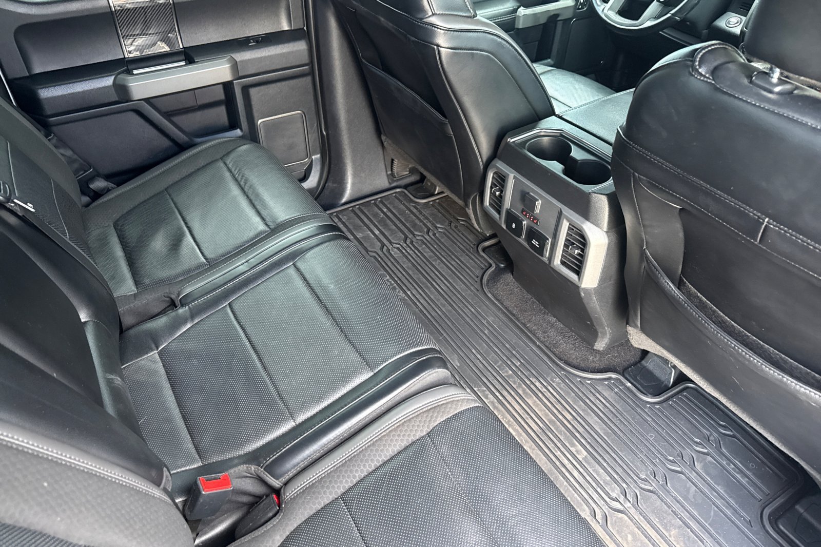 Used 2020 Ford F150 Raptor w/ Equipment Group 802A Luxury AWD/4WD image 16