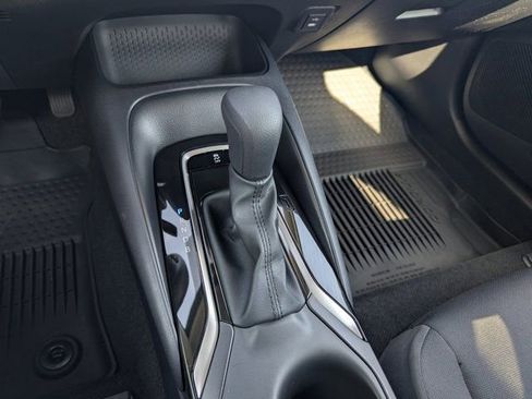 Used 2026 Toyota Corolla LE FWD image 26