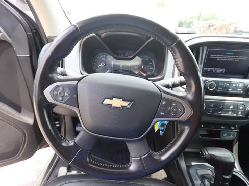 Used 2018 Chevrolet Colorado Z71 AWD/4WD image 18